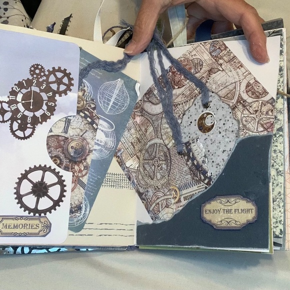 Art Journal Junk Journal - Picture 3 of 9